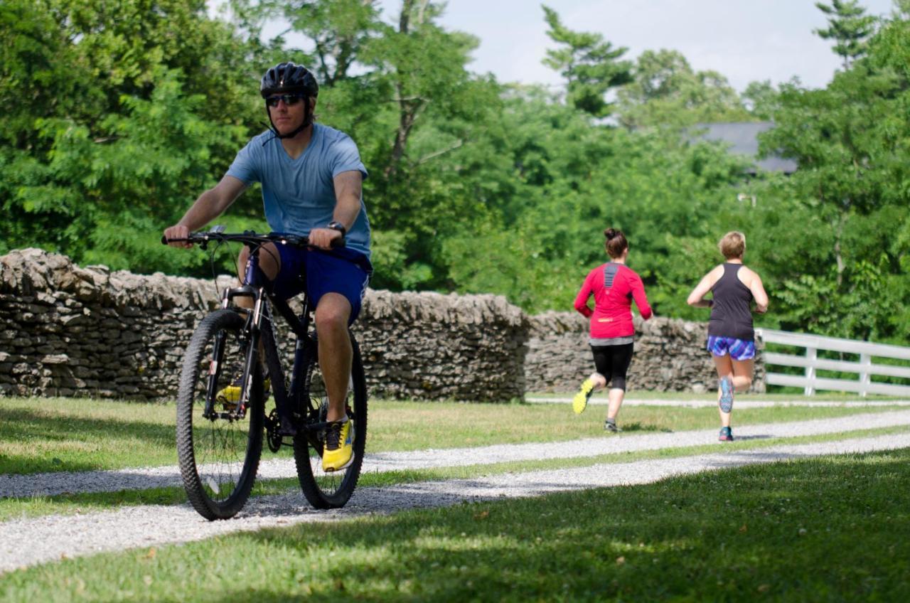 Shaker Village Of Pleasant Hill Harrodsburg Bagian luar foto