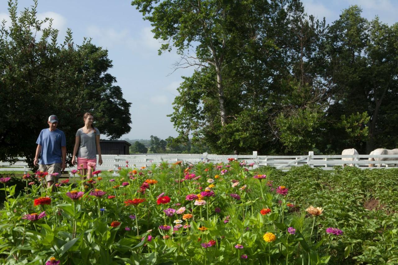 Shaker Village Of Pleasant Hill Harrodsburg Bagian luar foto