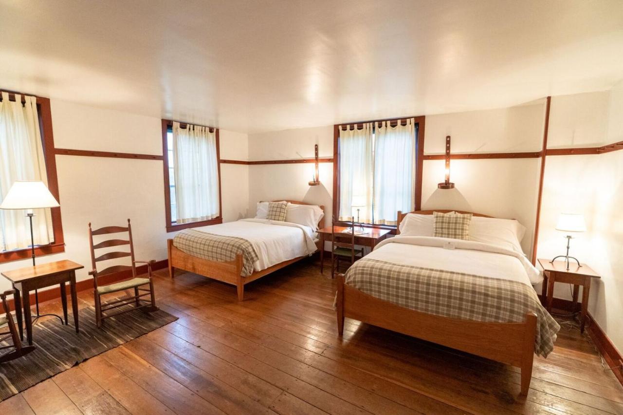 Shaker Village Of Pleasant Hill Harrodsburg Bagian luar foto
