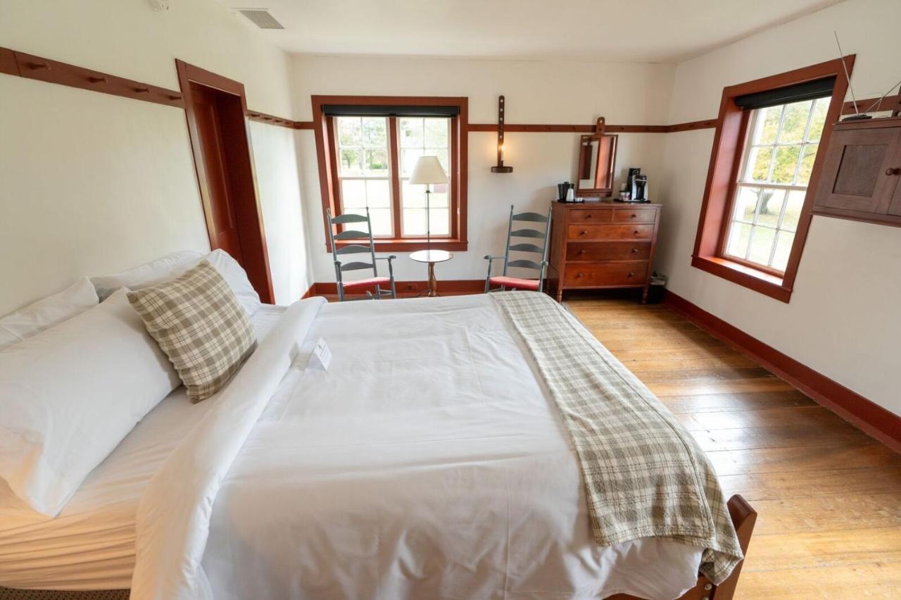 Shaker Village Of Pleasant Hill Harrodsburg Ruang foto